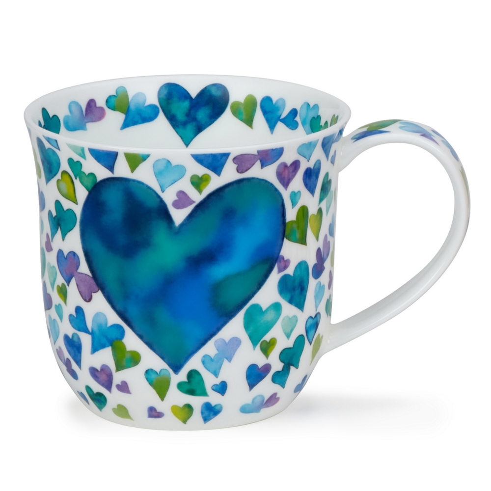 Dunoon Cumbrae Big Love Blue Porzellanbecher mit vielen blauen Herzen auf Fine Bone China Porzellan