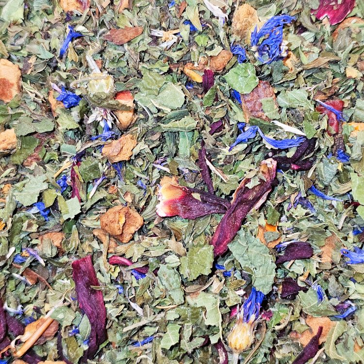 Feel Good Bio Kräutertee mit Apfelstücken, Pfefferminze, Krauseminze, Hibiskus, Melisse und Blüten